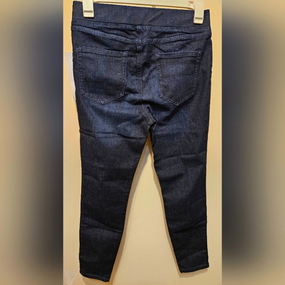 Amazon Essentials Women's Pull-On Jeggings - size 12 Regular, New Dark Wash - Picture 6 of 9